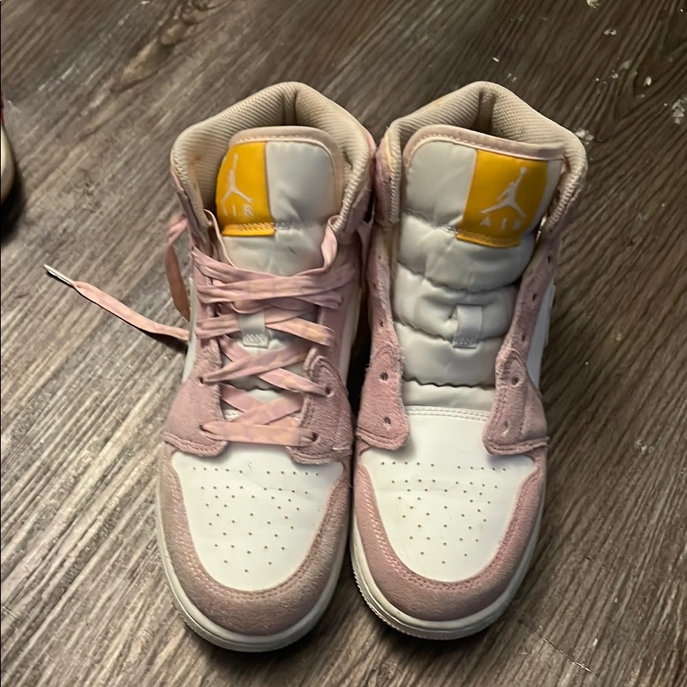 Jordan Women's Shoes in Pink and White